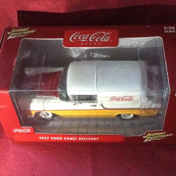 1957 Coca Cola Ford Panel Delivery Wagon - Picture 2 of 7